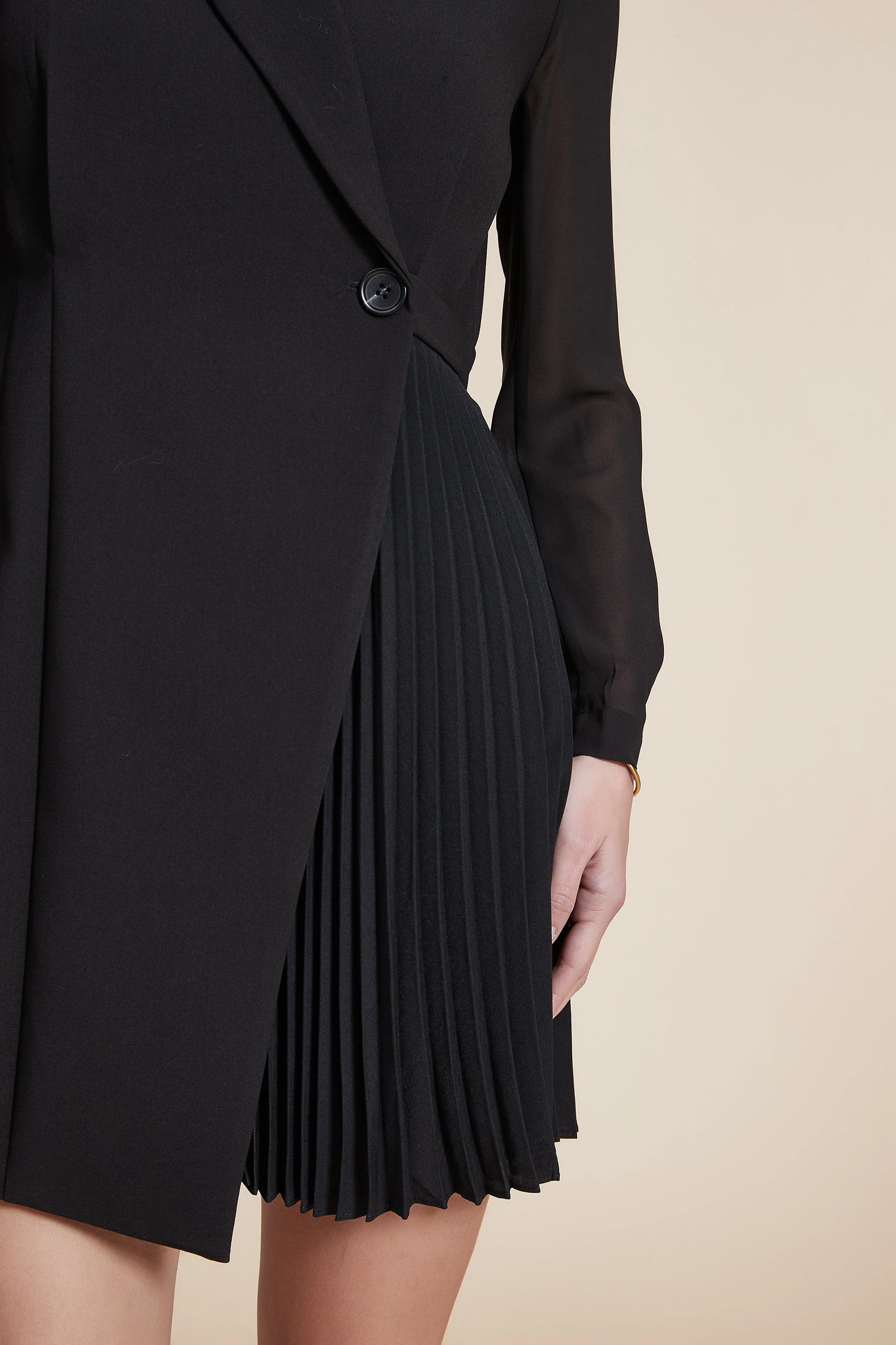 Long Sleeve Short Dress with Long Collar - Image 4
