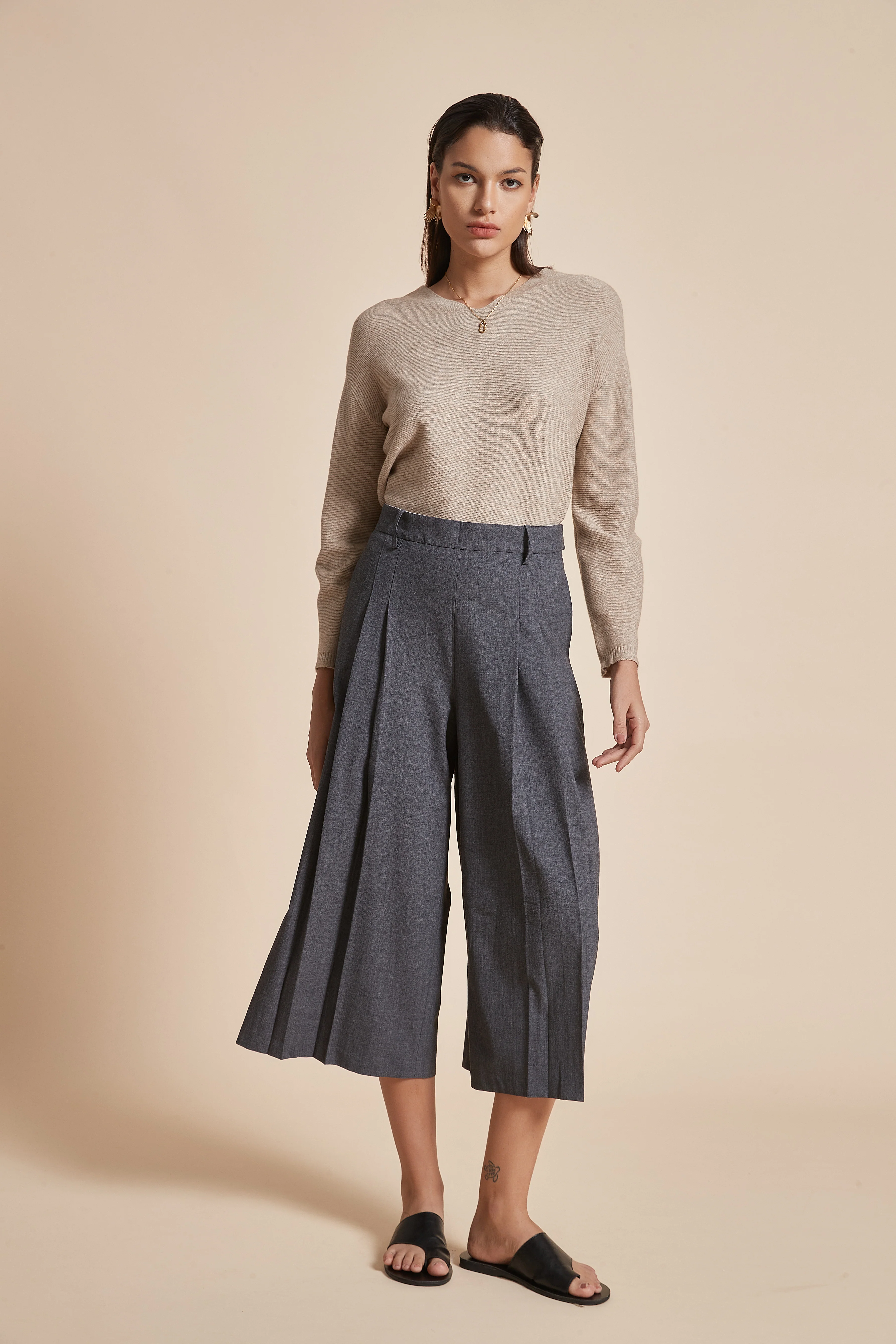 Wide Flared Midi Pants with Ruffles - Image 10