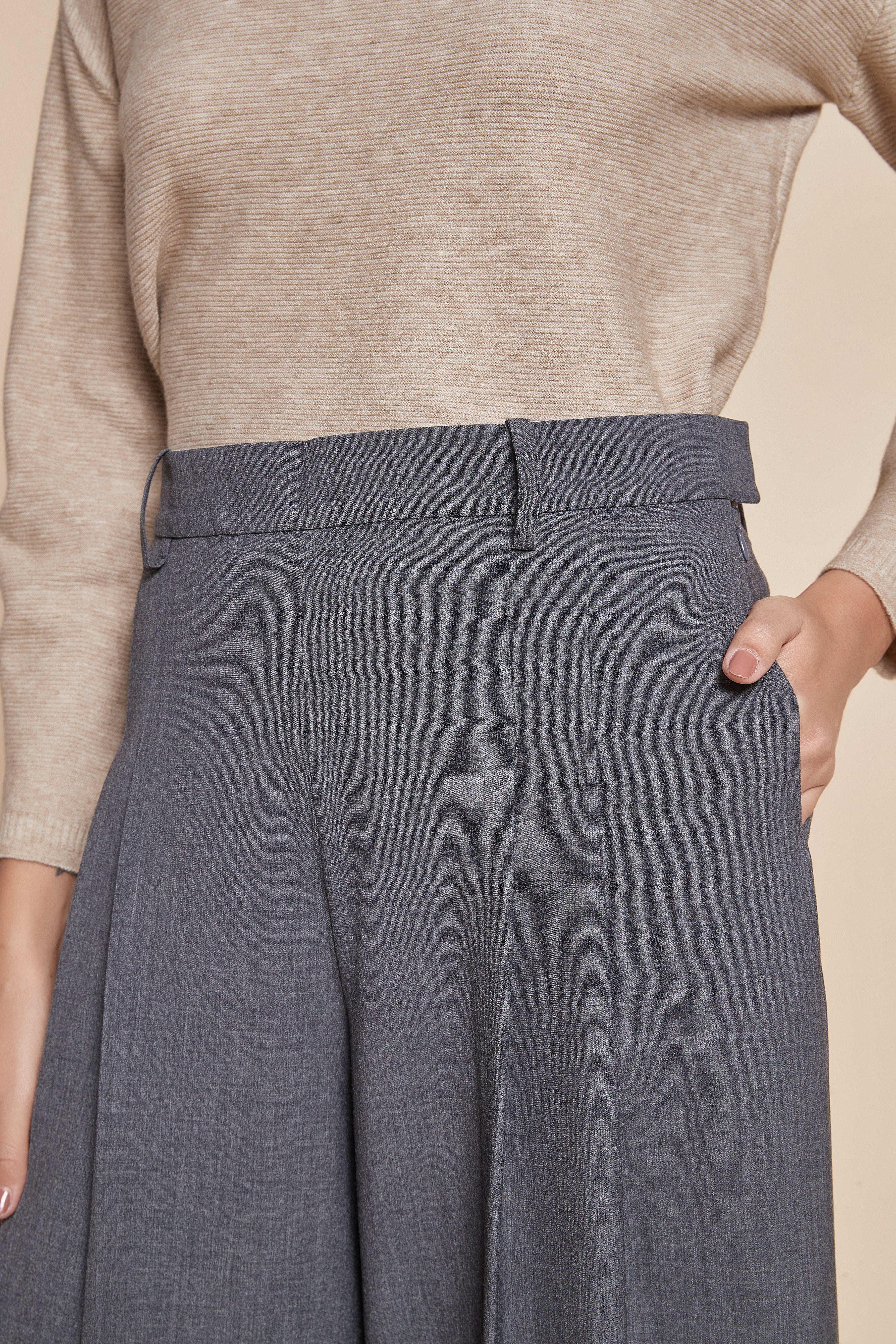 Wide Flared Midi Pants with Ruffles - Image 14