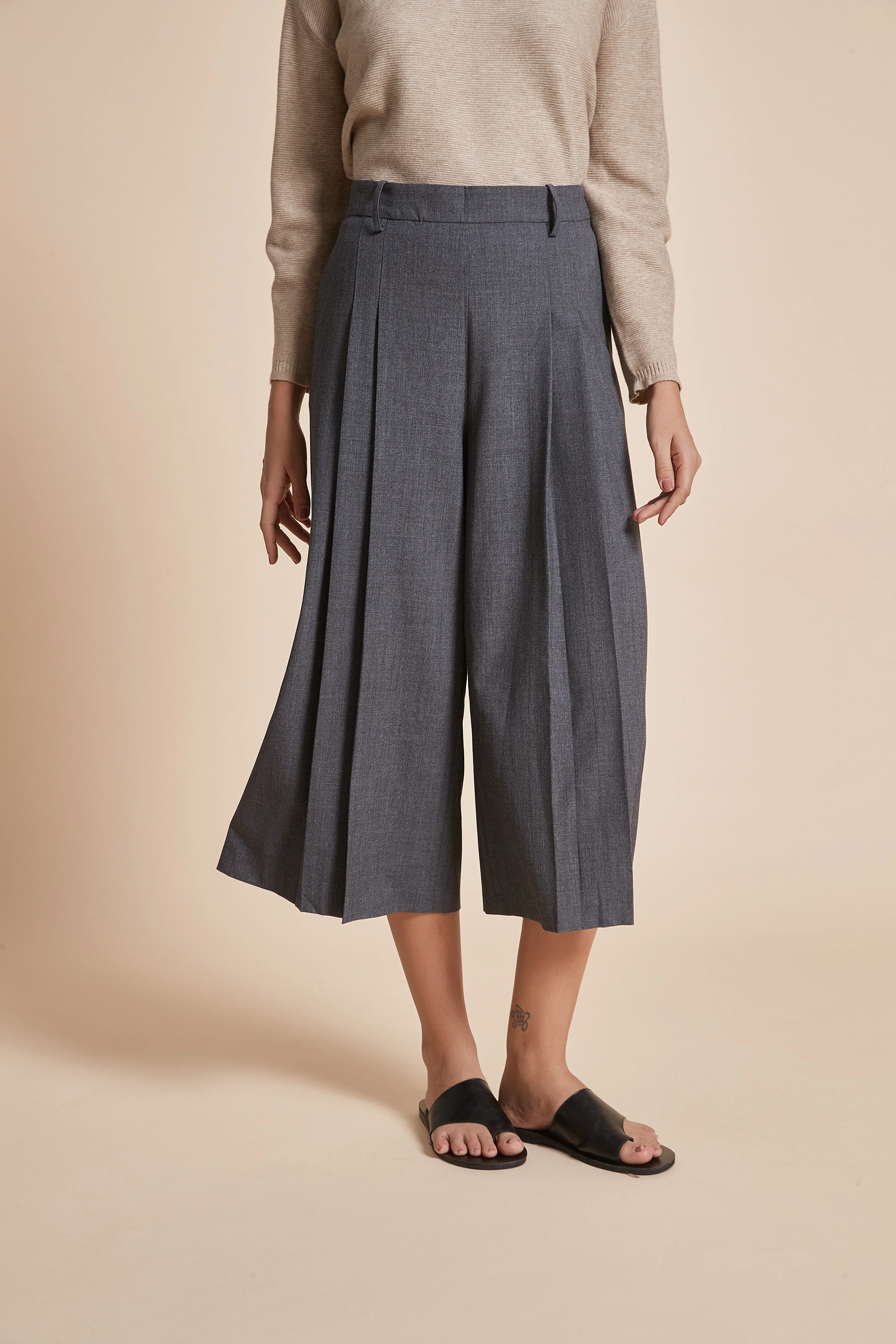 Wide Flared Midi Pants with Ruffles - Image 9