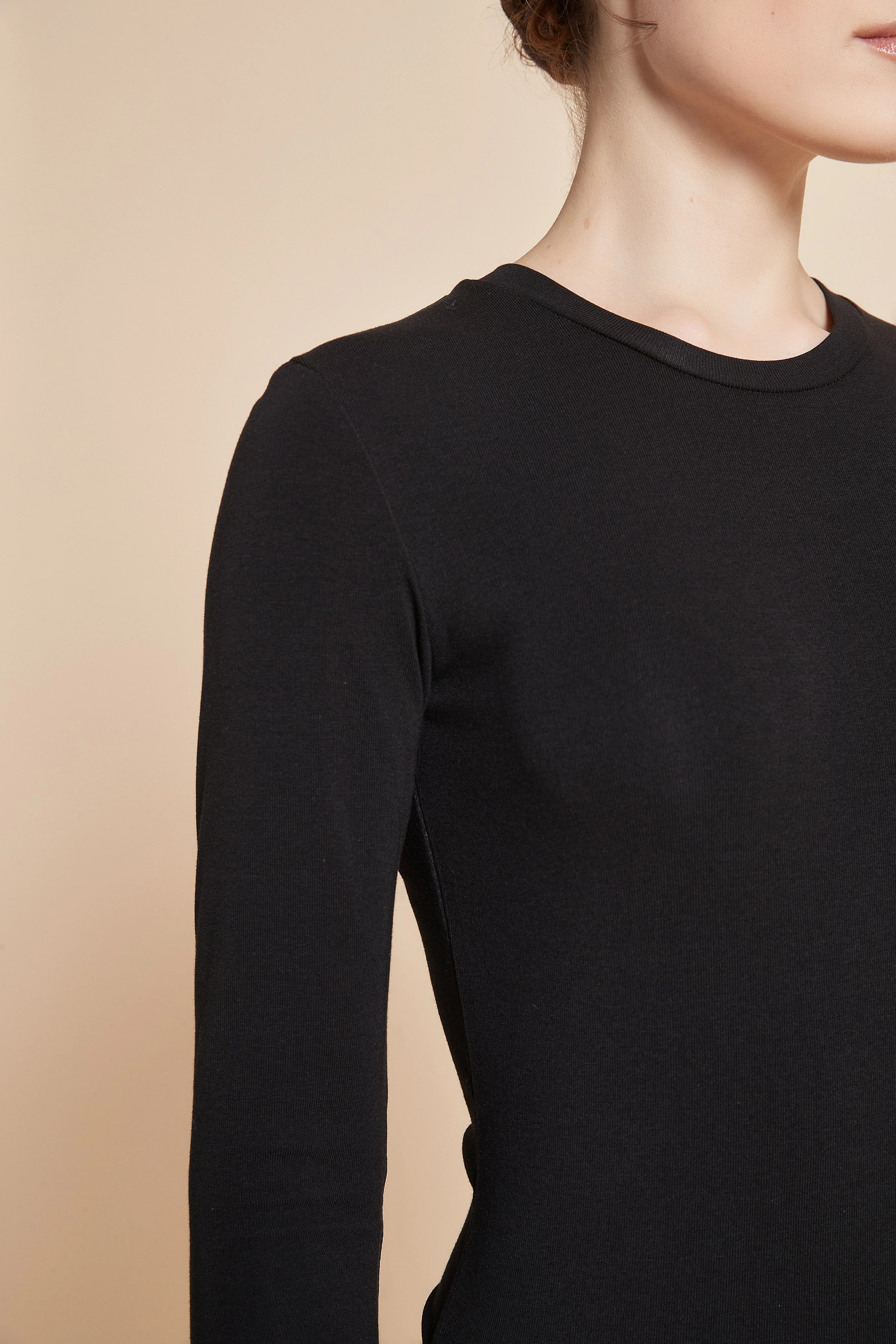Plain Blouse With Round Neck And Long Sleeves - Image 16