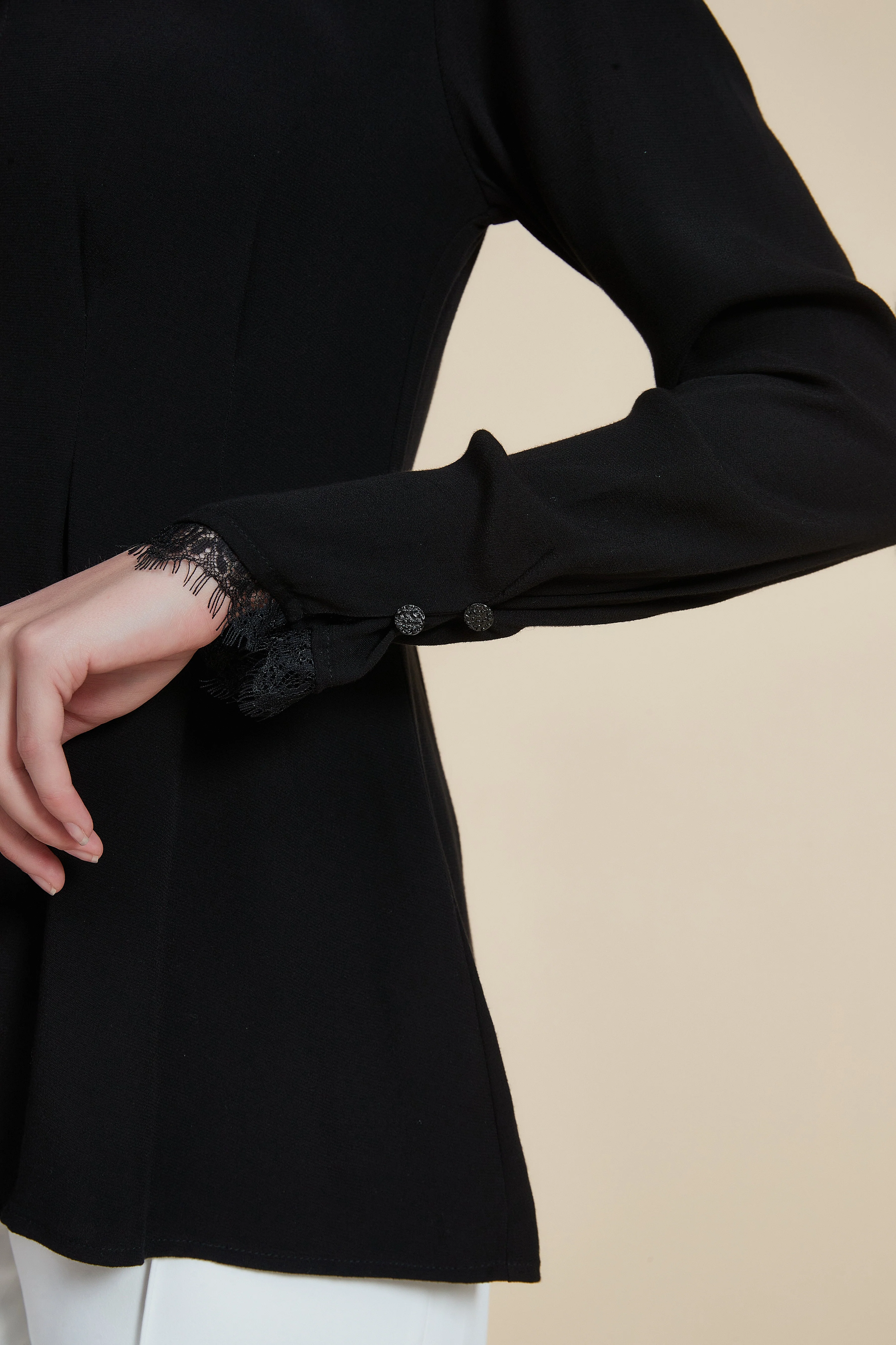 Solid Long Sleeve Ruffled Hip-Length Blouse - Image 4