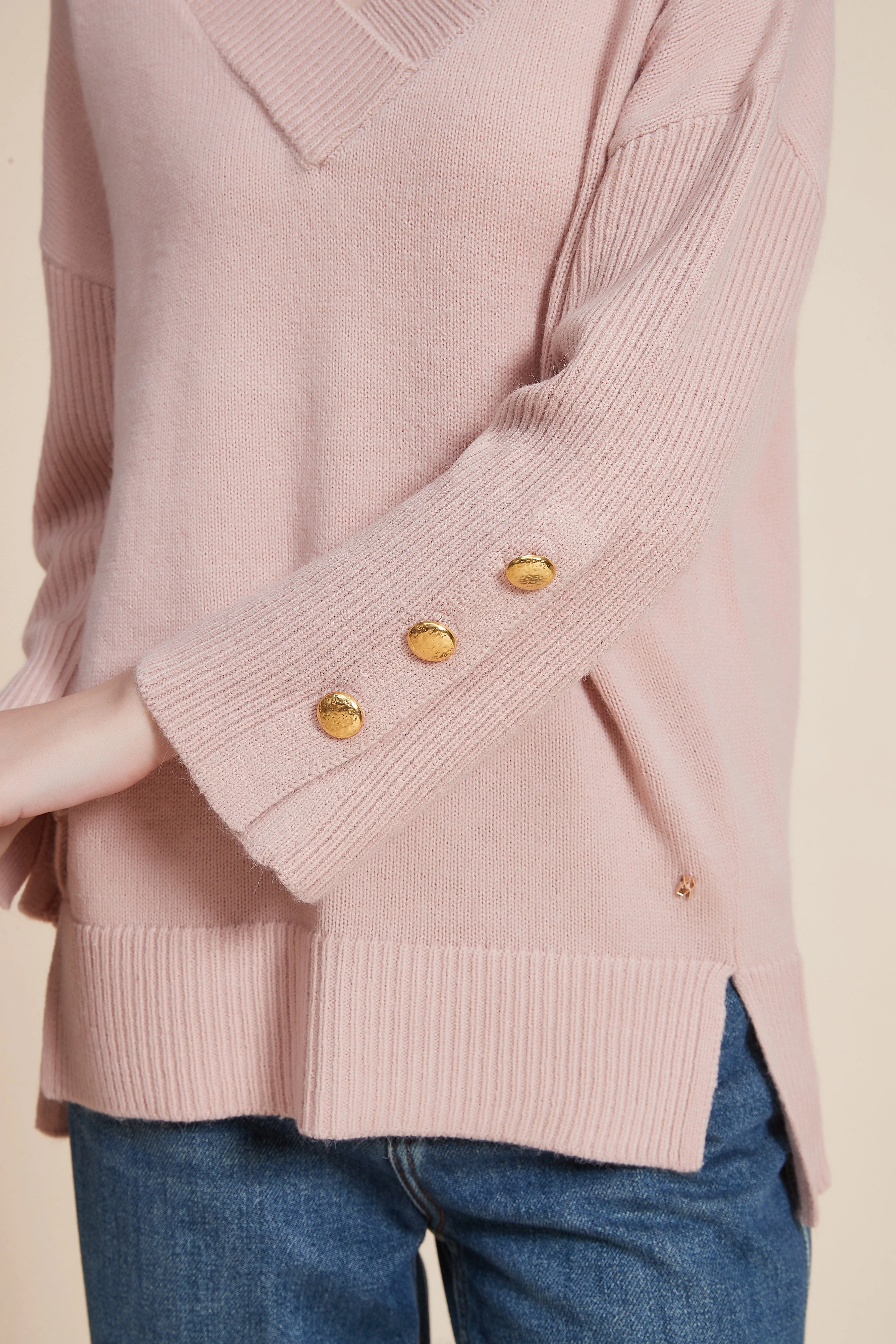 Long Sleeve Ribbed V-Neck Top - Image 4