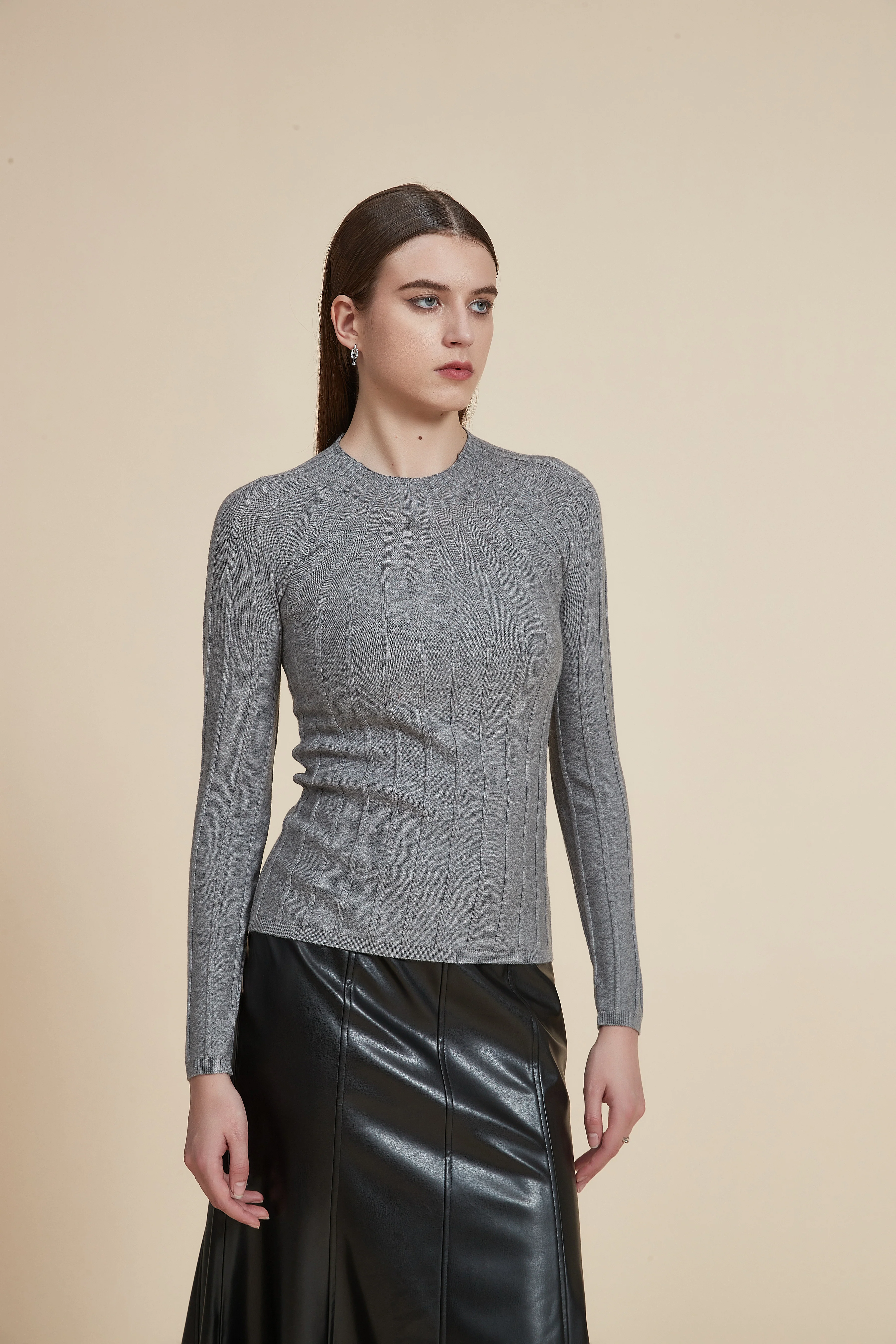 Long Sleeve Ribbed Round Neck Sweater - Image 2