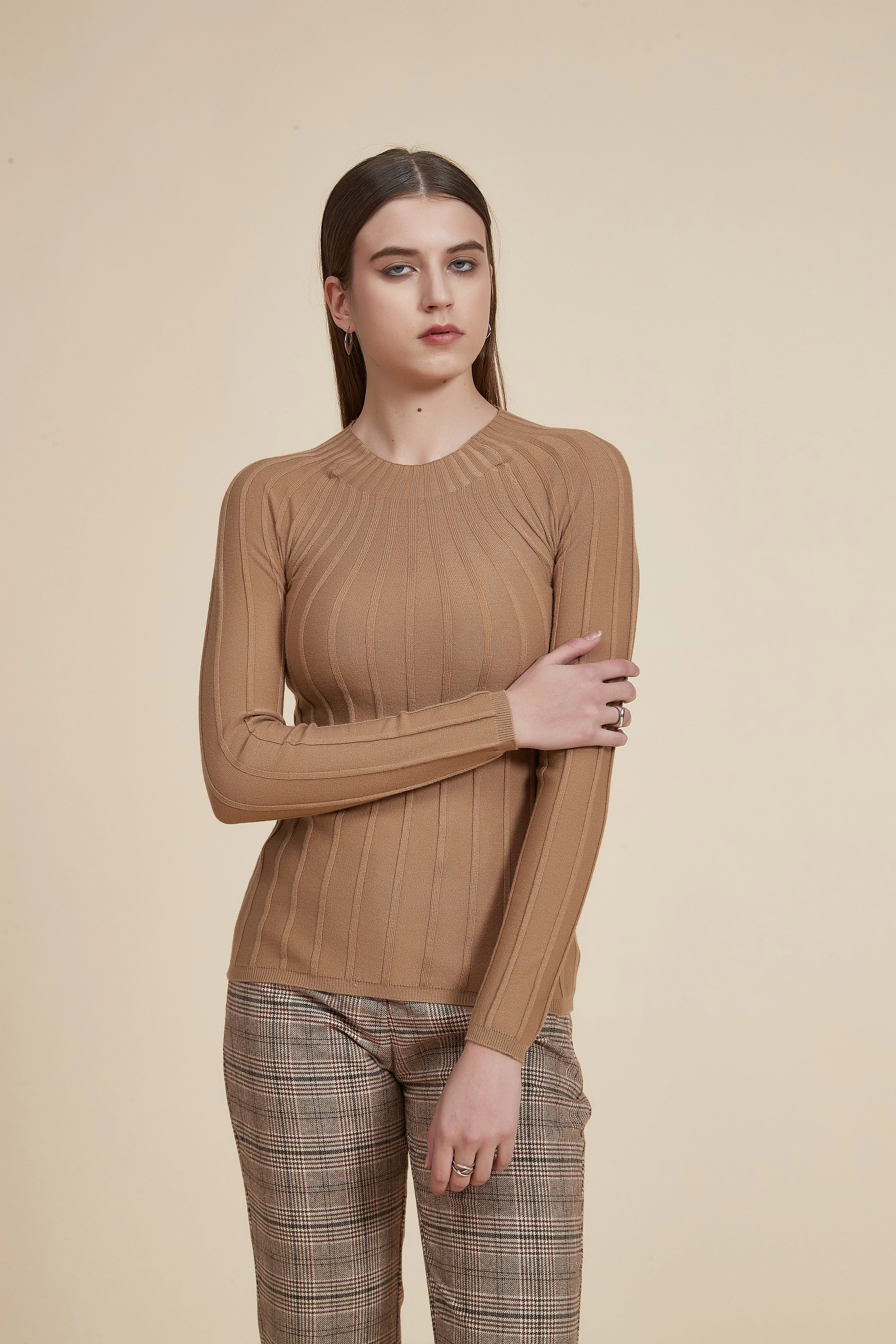 Long Sleeve Ribbed Round Neck Sweater - Image 7