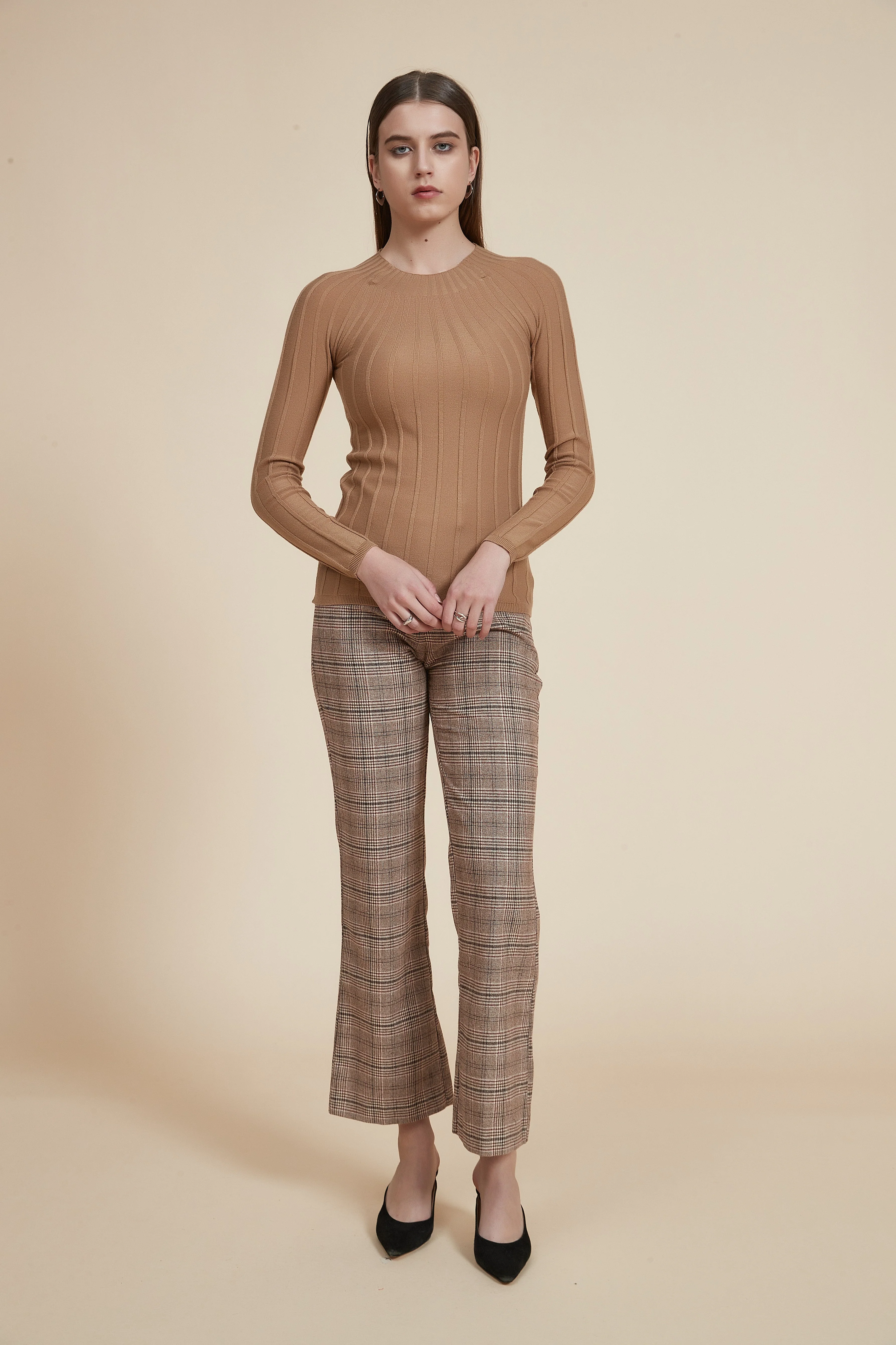 Long Sleeve Ribbed Round Neck Sweater - Image 8