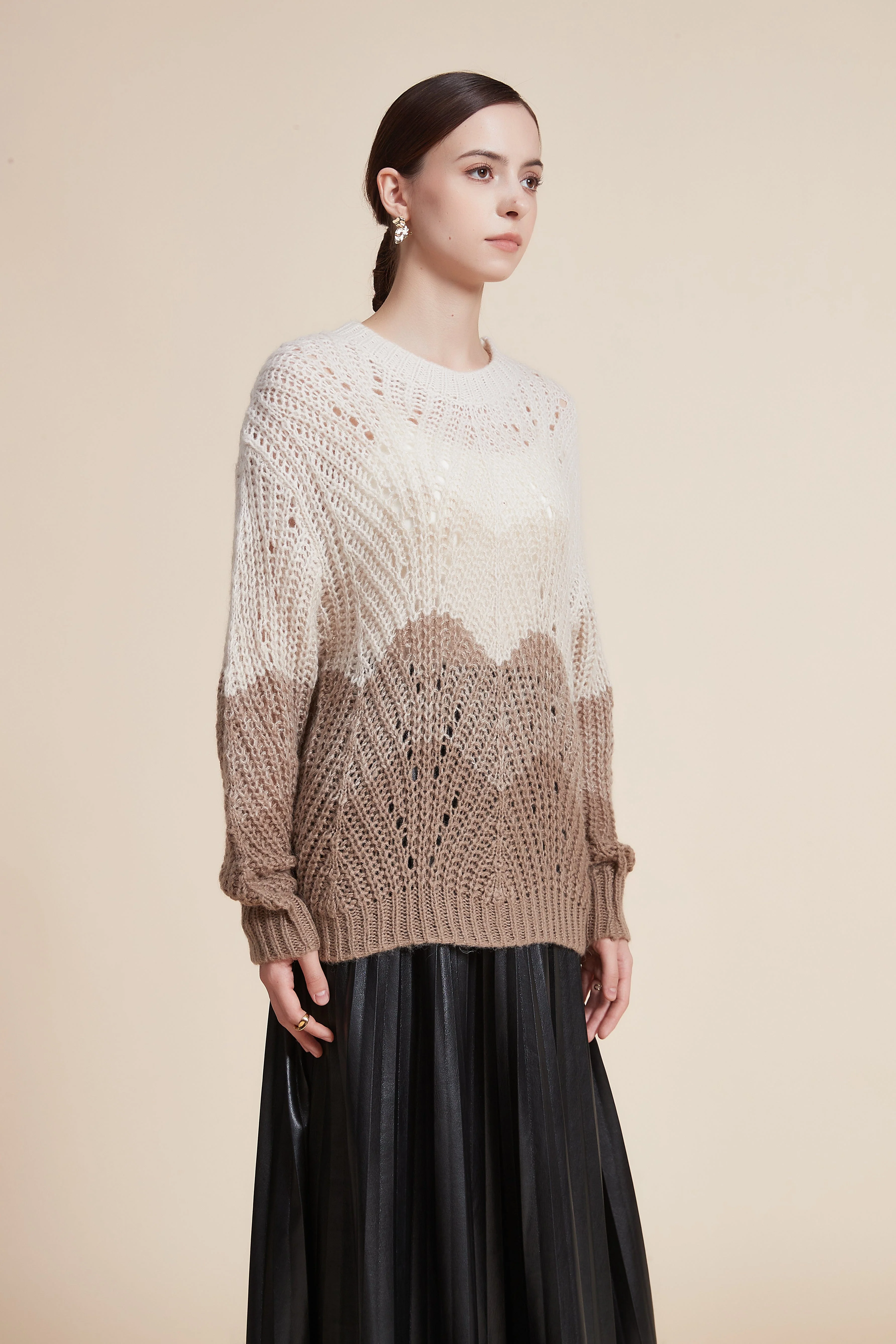 Cozy Ribbed Long Sleeve Top with Round Neck - Image 11