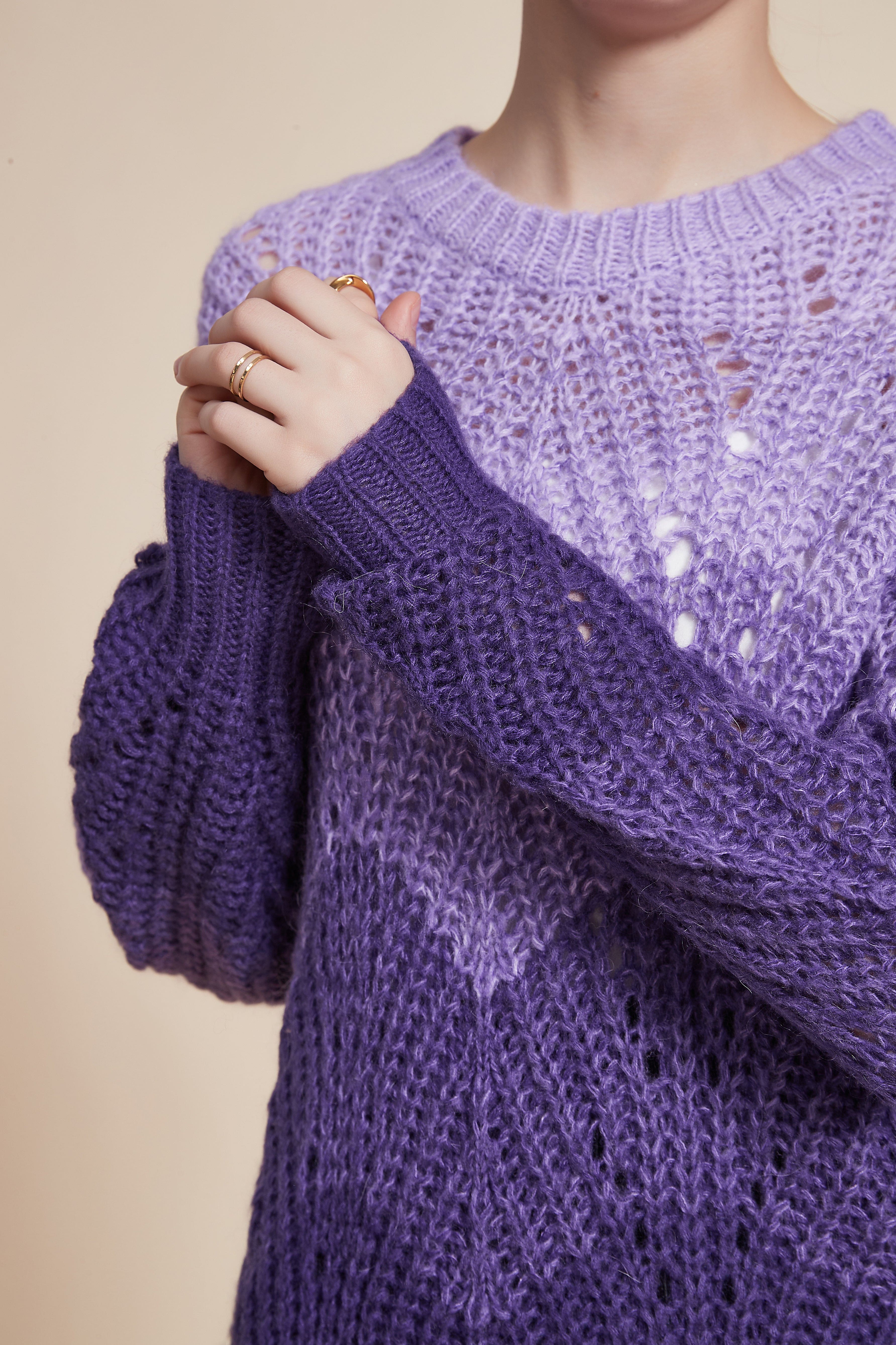 Cozy Ribbed Long Sleeve Top with Round Neck - Image 3