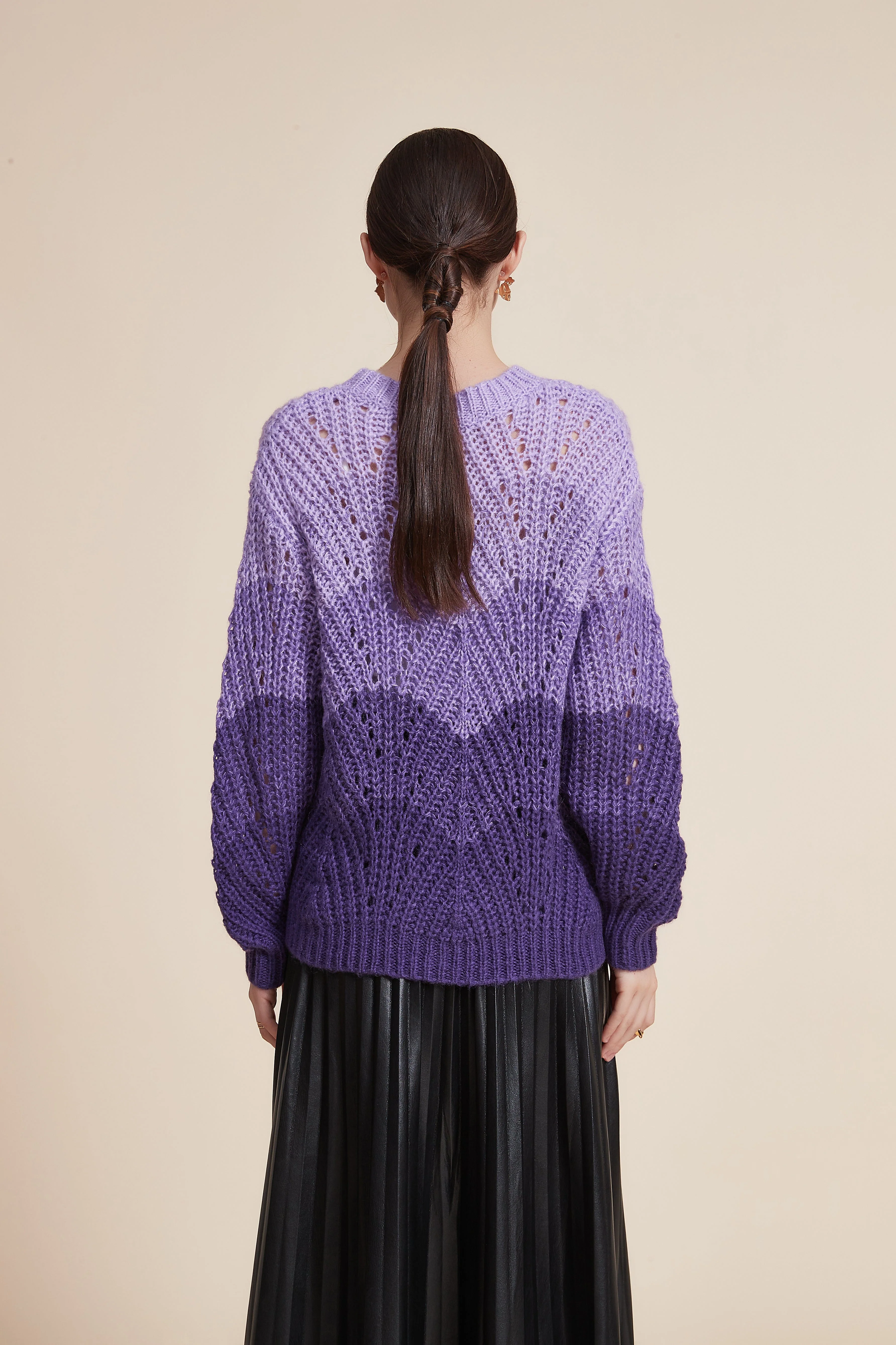 Cozy Ribbed Long Sleeve Top with Round Neck - Image 6