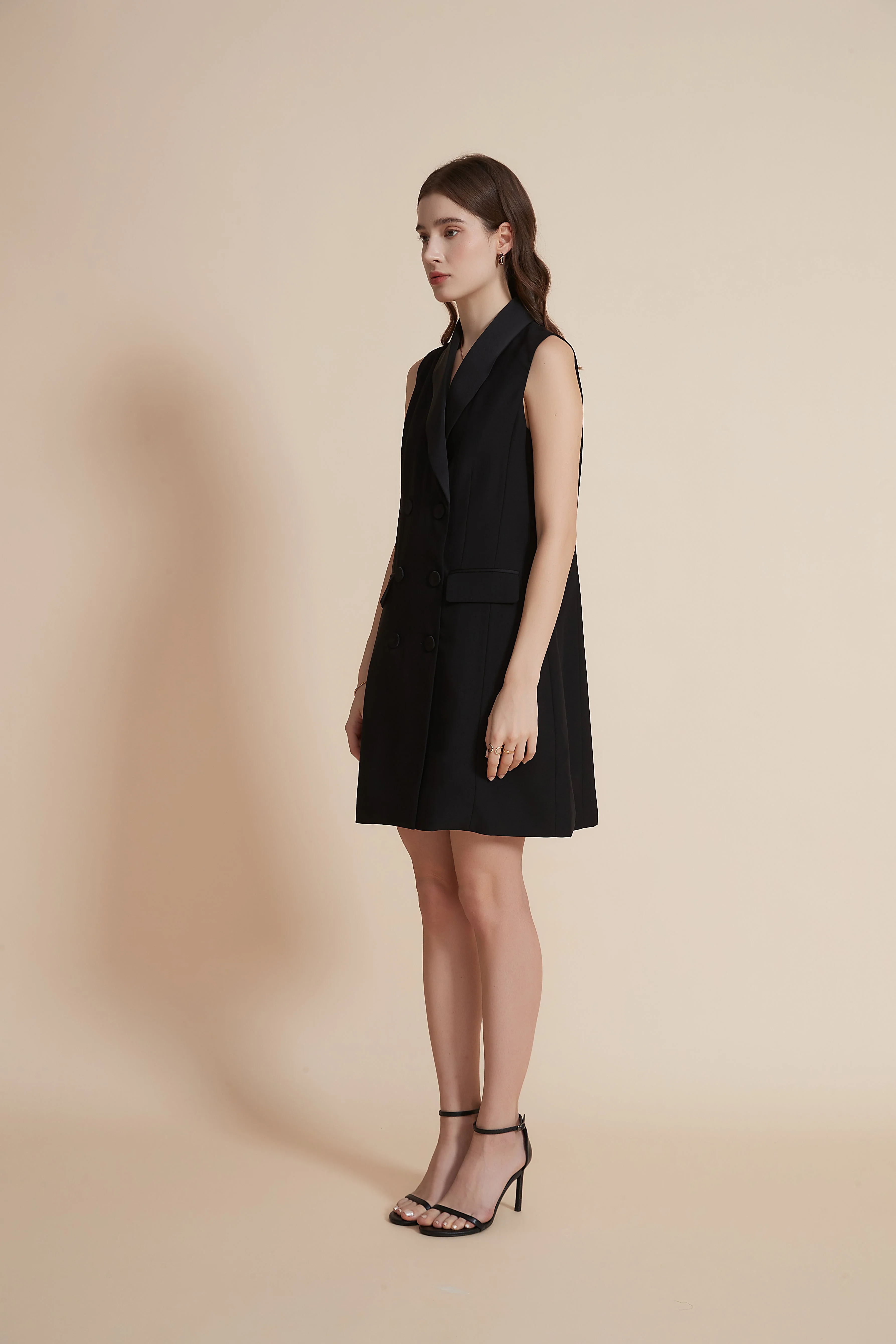 Sleeveless Long Jacket with Front Buttons - Image 3