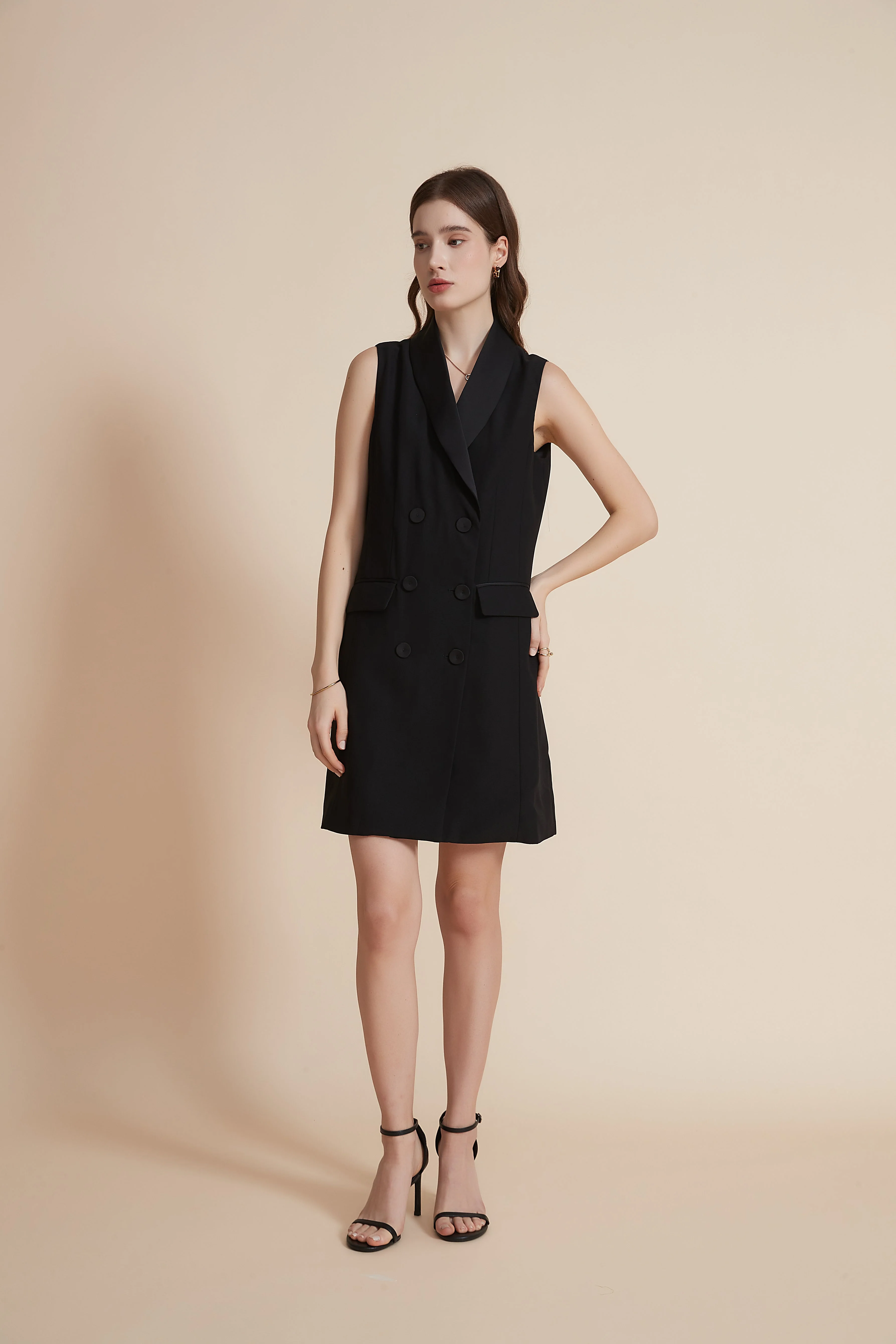 Sleeveless Long Jacket with Front Buttons - Image 6