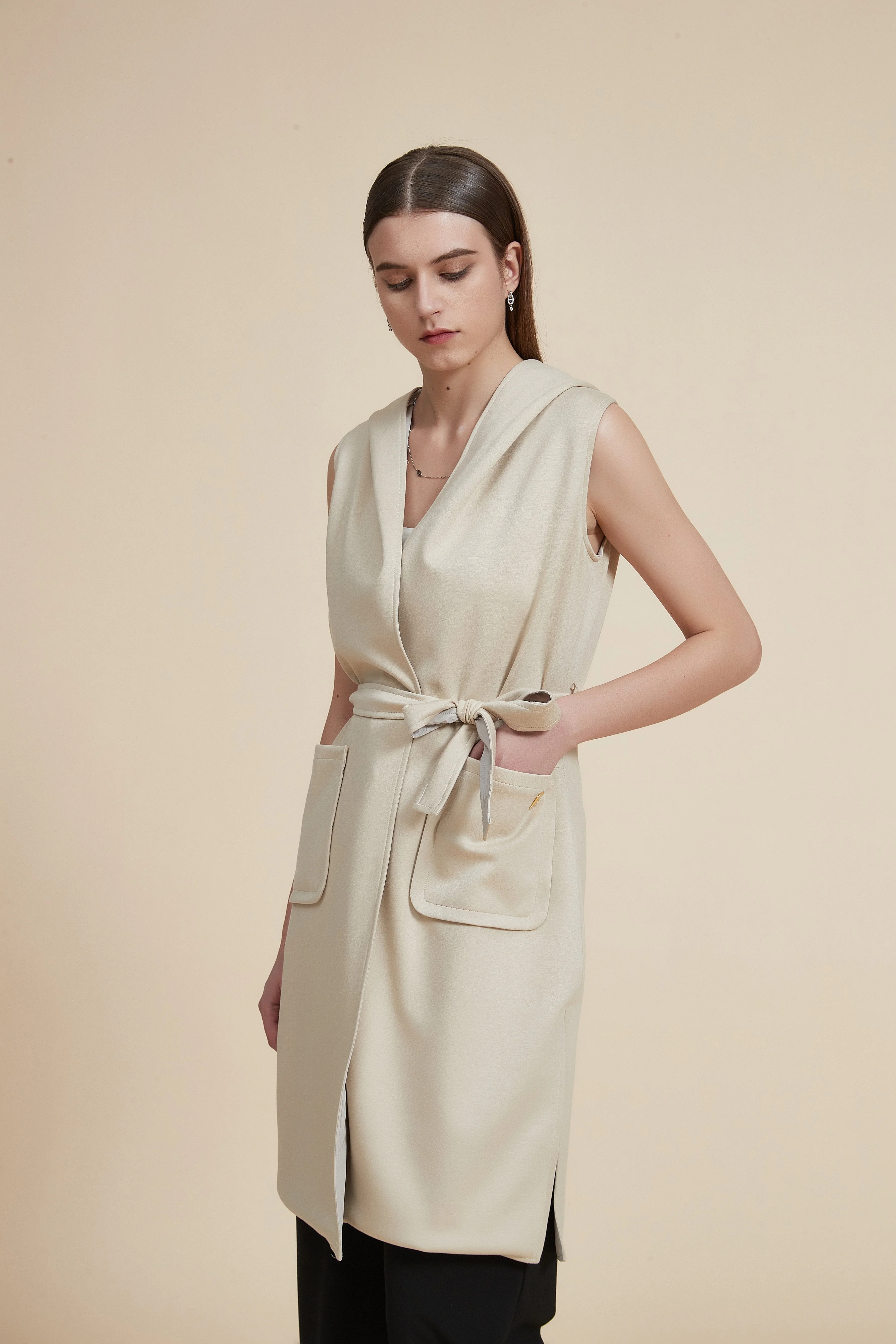 Plain Long Sleeveless Jacket